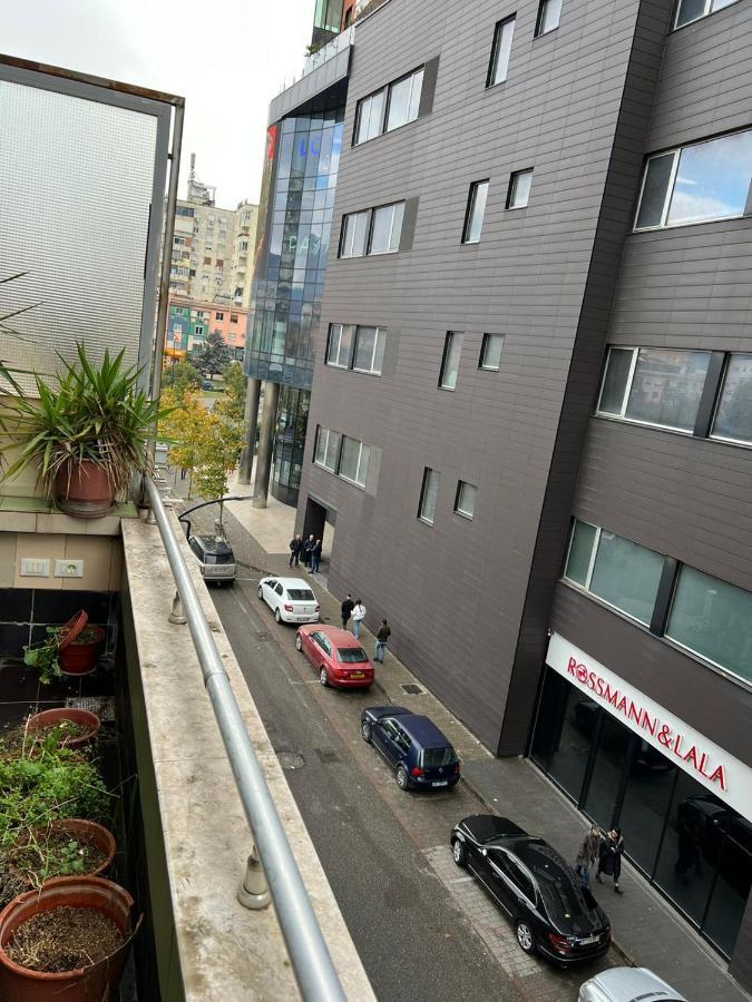 Leonard Apartment Тирана Екстериор снимка