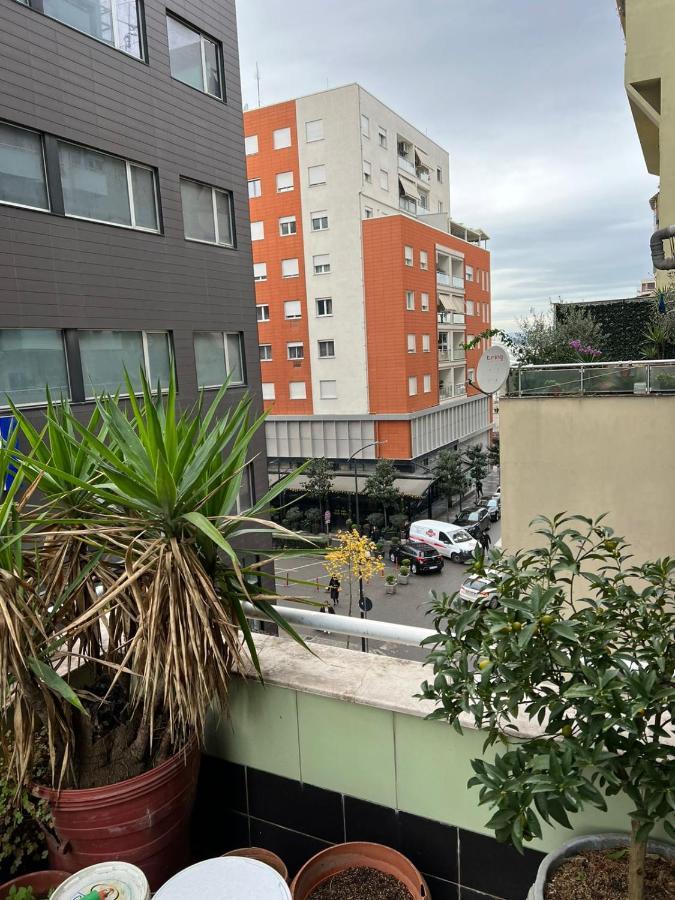 Leonard Apartment Тирана Екстериор снимка