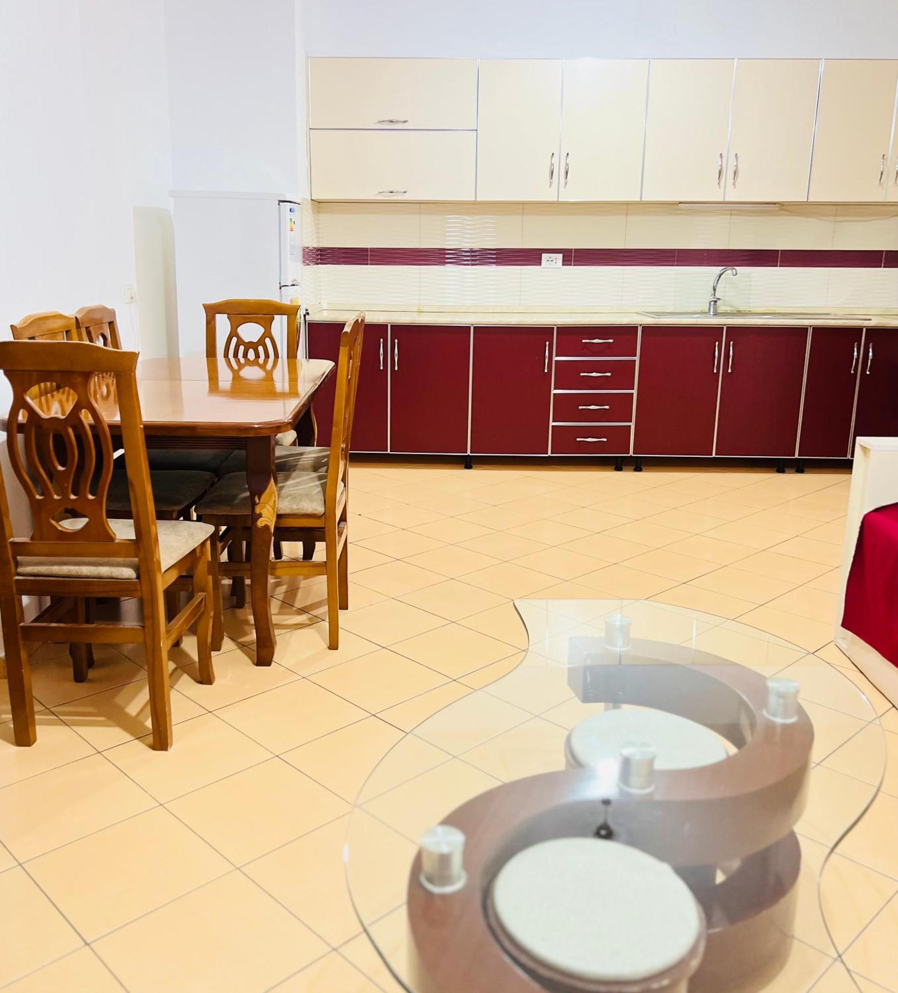 Leonard Apartment Тирана Екстериор снимка