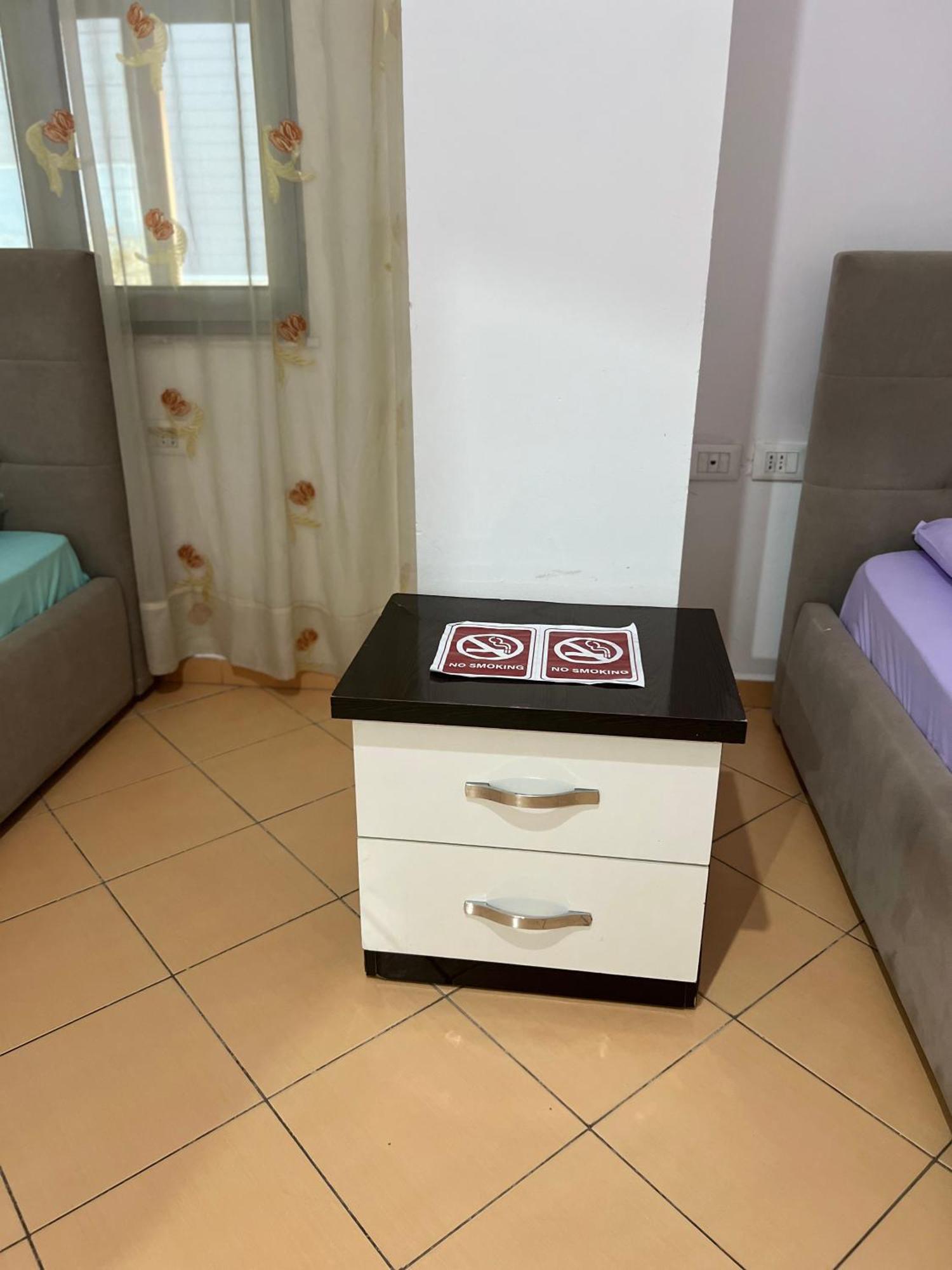 Leonard Apartment Тирана Екстериор снимка